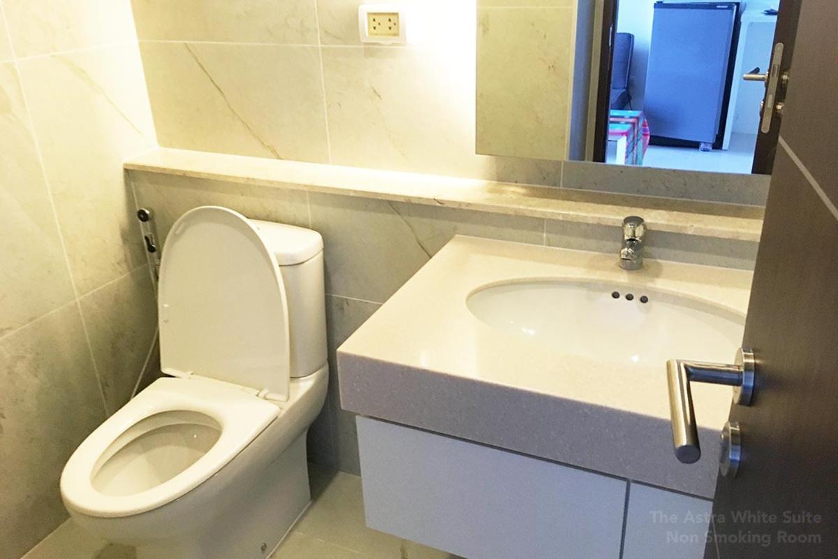 Astra White 13 Apartment *